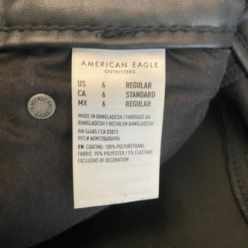 American Eagle Black Faux Leather Super Hi-Rise Flare Pants Womens 6 Regular - Picture 3 of 9